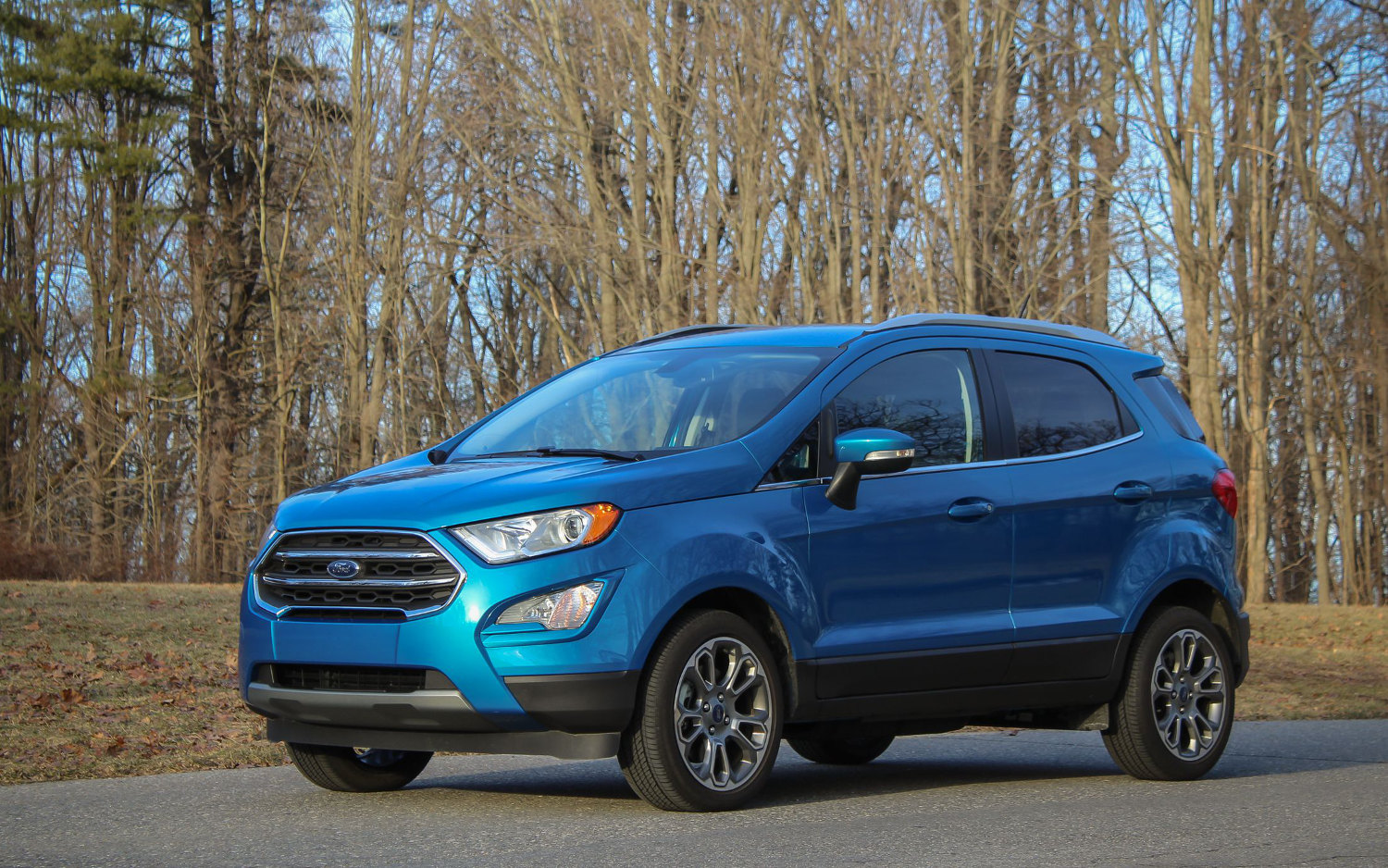 Comparison Ford Ecosport Titanium 2018 vs Ford Kuga ST Line 2018
